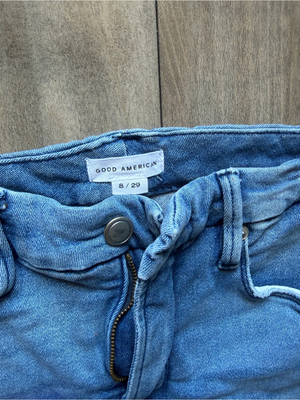 Good American Light Blue Straight Leg Jeans with Frayed Hem - Picture 3 of 14